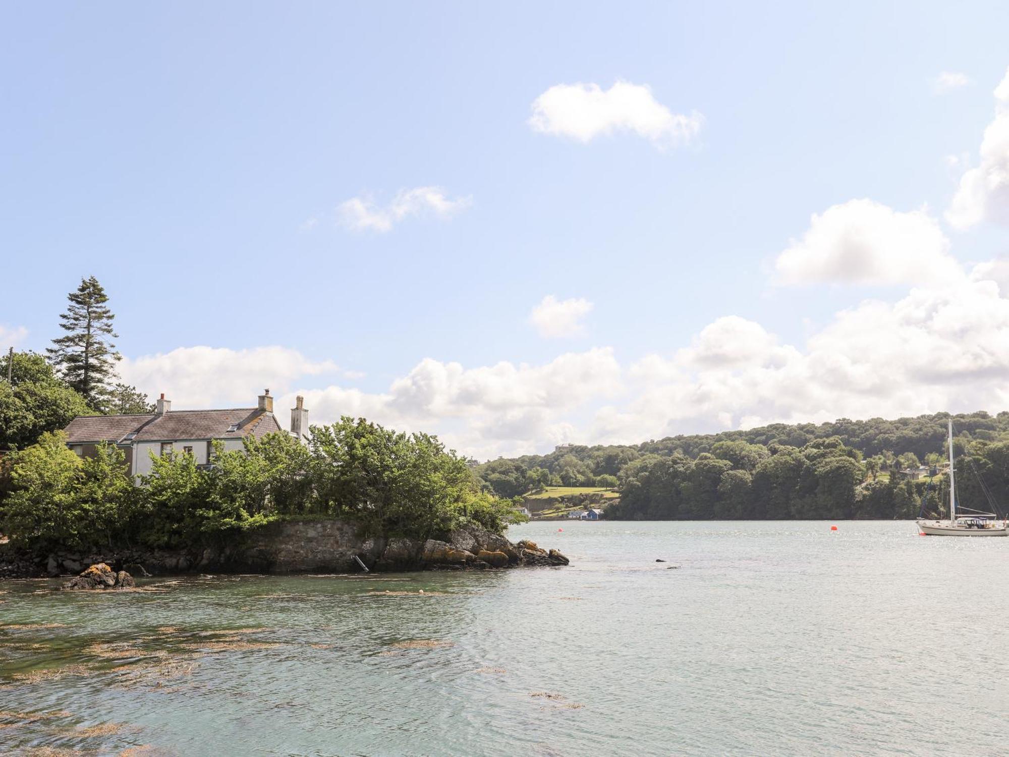 Ynys Faelog Cottage Menai Bridge Buitenkant foto